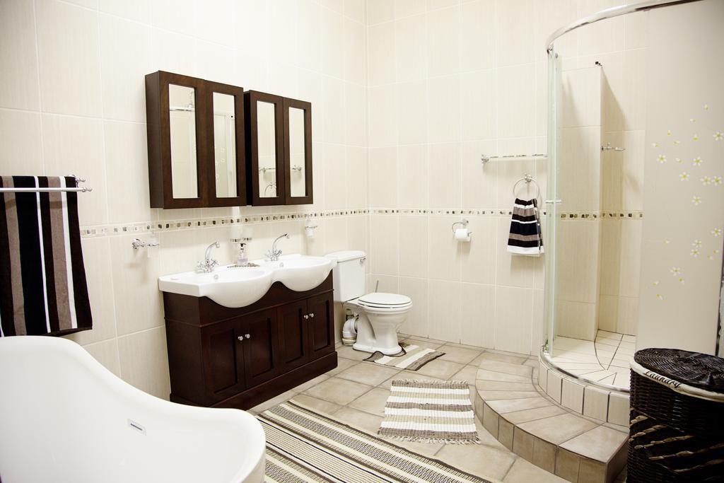 Dei Gratia Guest House Мусина Екстериор снимка